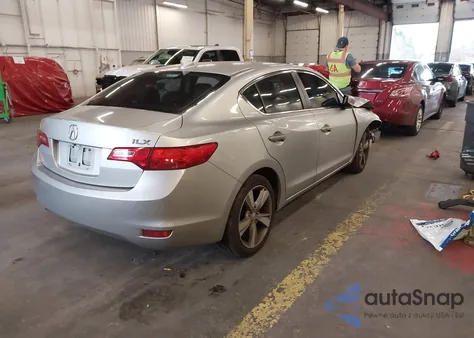 2014 Acura Ilx 2.0L z USA, uszkodzony, nr VIN 19VDE1F58EE013355